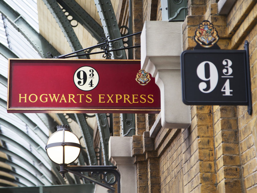 Hogwarts-Express-park-Universal-Studios-Orlando-Wizarding